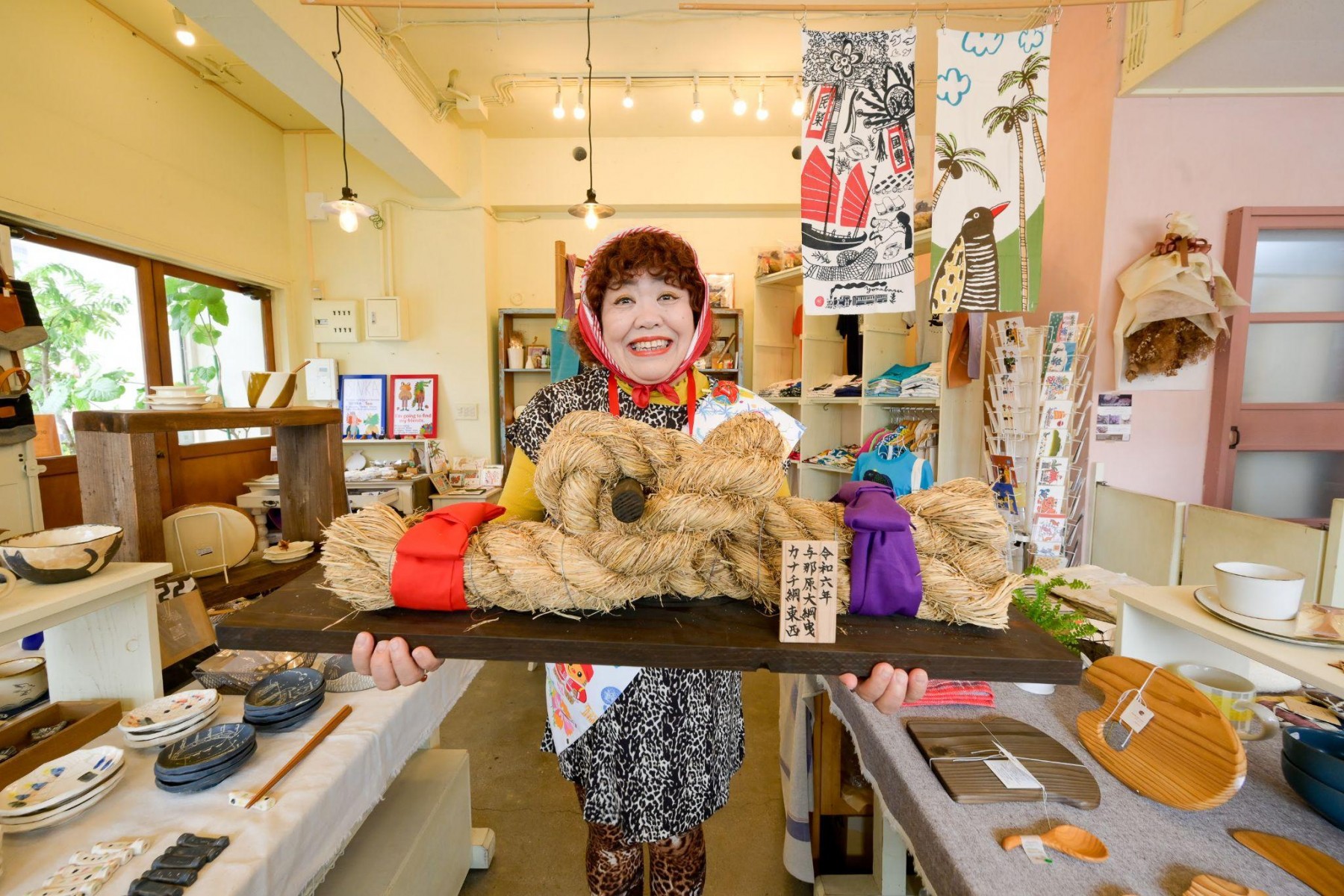 与那原大綱のミニチュアも飾られています